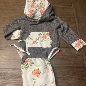 6-9 month baby girl hoodie romper with front pockets and legging set